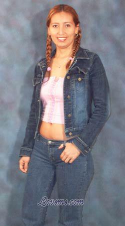 62253 - Jackeline Leeftijd: 39 - Costa Rica