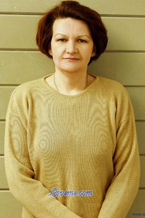 62800 - Irina Leeftijd: 47 - Oekra&iuml;ne