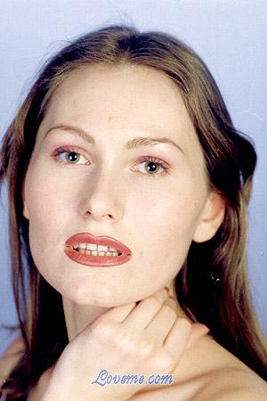 65433 - Ella Leeftijd: 26 - Russia