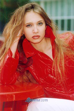 65454 - Anna Leeftijd: 24 - Oekra&iuml;ne