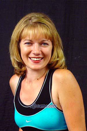 66233 - Oksana Leeftijd: 30 - Russia