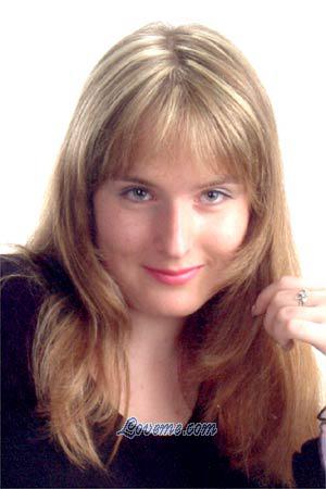 69140 - Anna Leeftijd: 20 - Oekra&iuml;ne