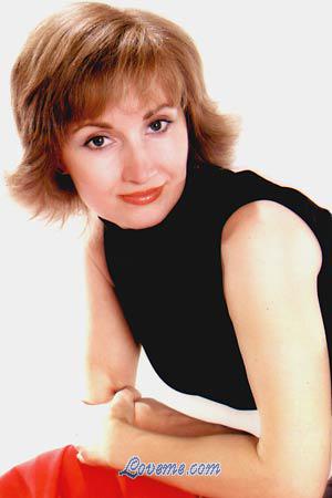 69272 - Elena Leeftijd: 38 - Oekra&iuml;ne