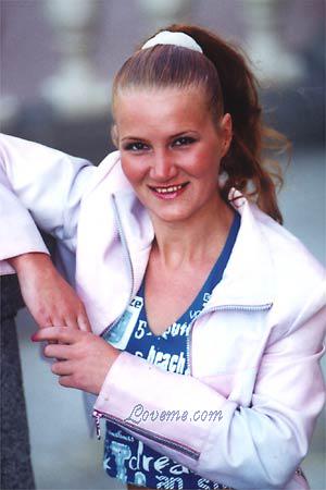 73875 - Elena Leeftijd: 27 - Russia