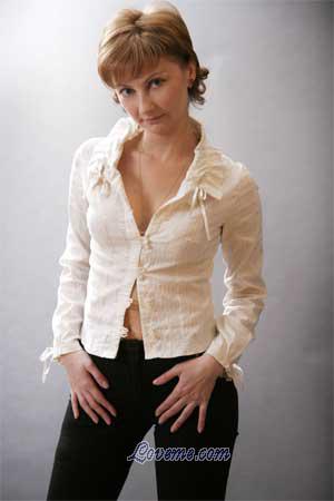 74805 - Yulia Leeftijd: 34 - Russia