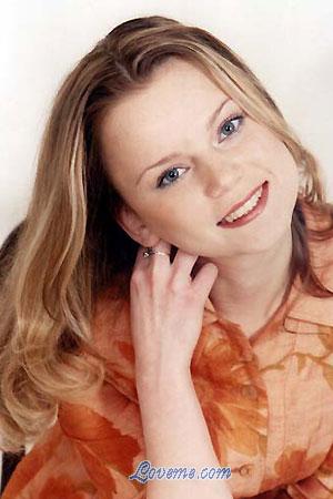 76715 - Irina Leeftijd: 27 - Russia