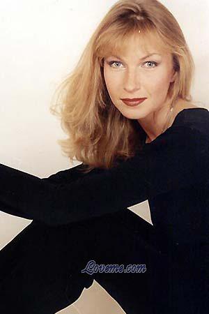 77494 - Nadezhda Leeftijd: 41 - Russia