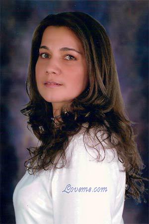 83013 - Martha Elena Leeftijd: 42 - Colombia