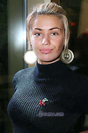 83941 - Lubov Leeftijd: 25 - Oekra&iuml;ne