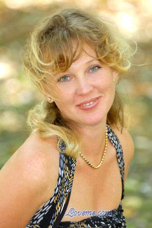 87046 - Aleksandra Leeftijd: 33 - Oekra&iuml;ne