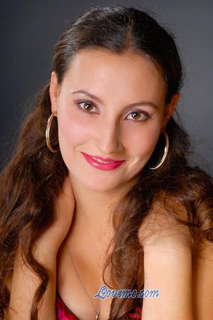 89881 - Yanina Leeftijd: 24 - Oekra&iuml;ne