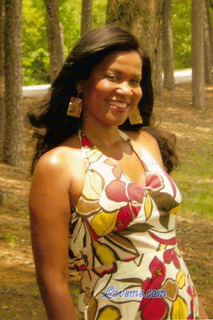 98236 - Nancy Leeftijd: 40 - Colombia