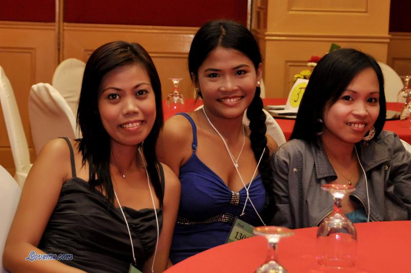 philippine-women-2