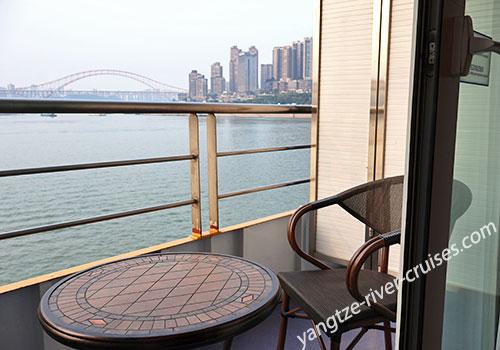 Luxe hut aan boord van een Victoria-cruiseschip op de Yangtze